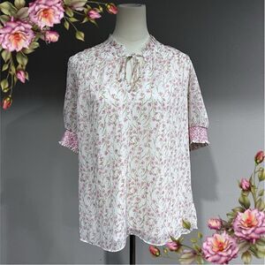Short sleeve floral loose fit blouse‎